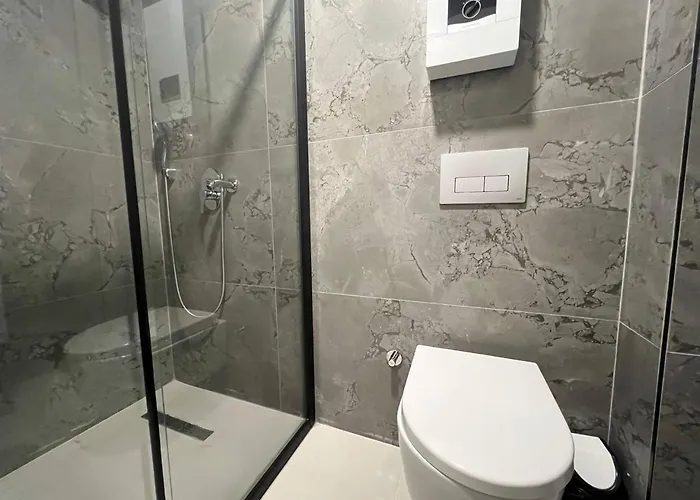 Apartment Salam 2 - Woman Pool - Experience