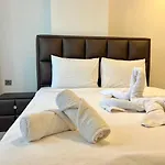 דירה Salam Residence 2 - Ladies-Only Pool & Family Pools אלאניה