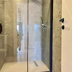 Salam 2 - Woman Pool - Experience Apartment