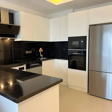 Salam 2 - Ladies-only Pool & Family Pools Apartment *