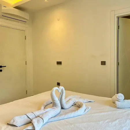 Salam 2 - Woman Pool - Experience