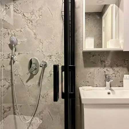 Salam 2 - Ladies-only Pool & Family Pools Apartment *
